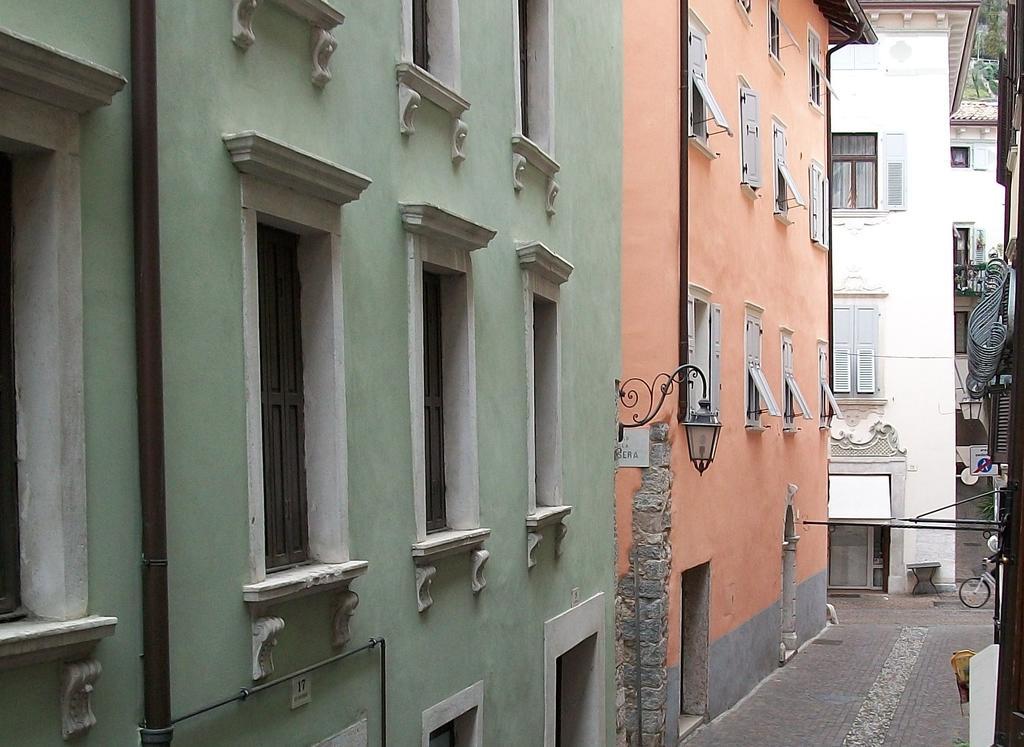 Residenza Porte Vecchie Appartement Riva del Garda Buitenkant foto
